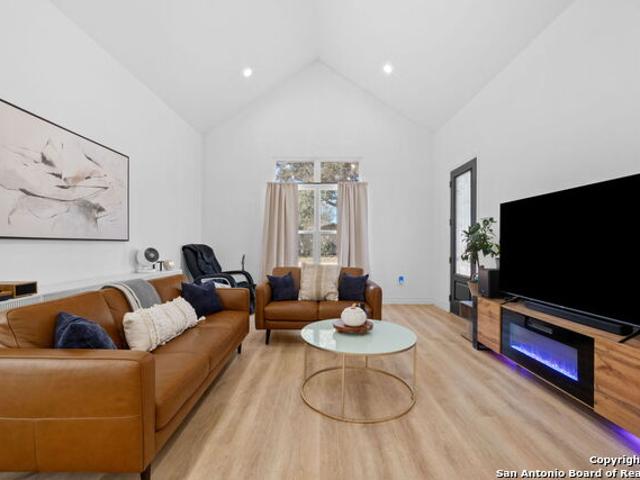 House for sale in Poteet, Texas