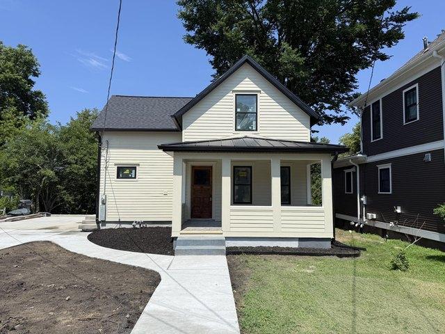 House for sale in Saint Joseph, Michigan