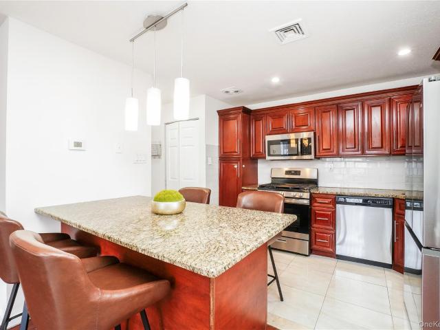 Condo for sale in South Bronx, New York