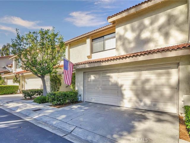 Townhouse for sale in Fullerton, California