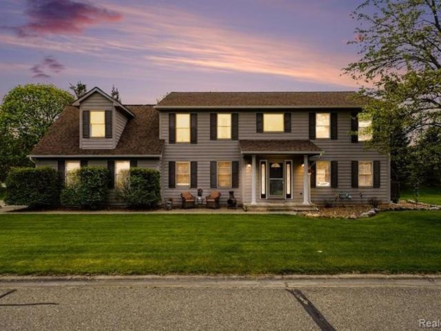 House for sale in Hamburg, Michigan