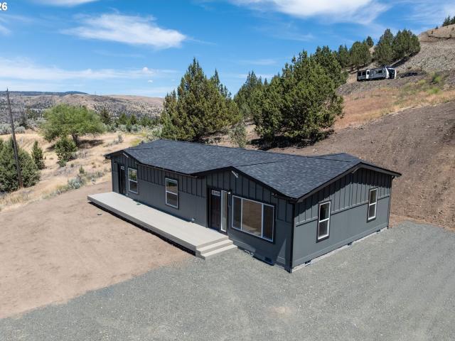 House for sale in Oregonia