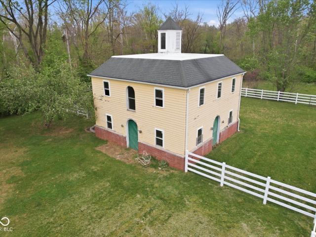 House for sale in Indiana