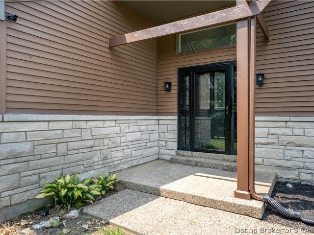 House for sale in Elizabeth, Indiana