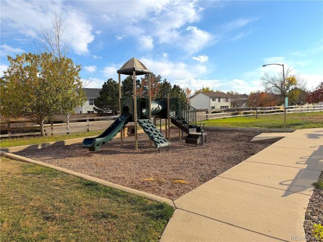 Townhouse for sale in Thornton, Adams County