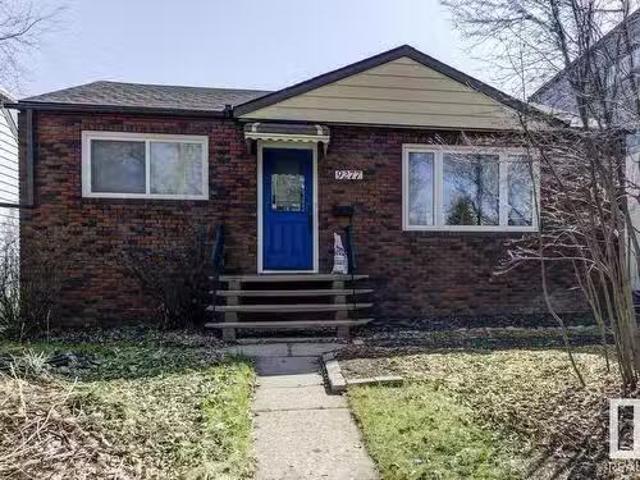 House for sale in Wedgewood, Alberta
