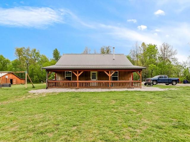 House for sale in Morgantown, Indiana