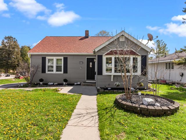 House for sale in Lake Geneva, Wisconsin