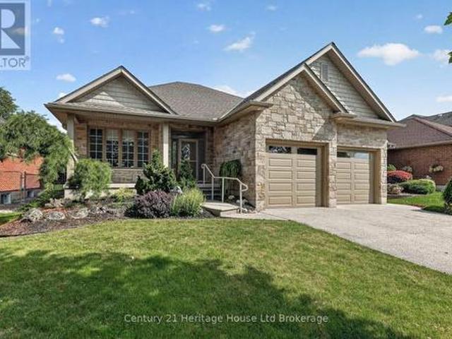 House for sale in Woodstock, Ontario