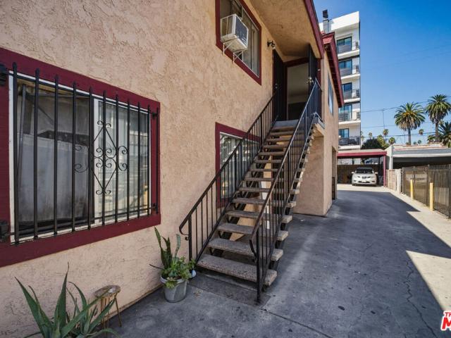 House for sale in Pico-Union, Los Angeles