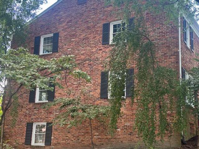 Townhouse for sale in Virginia