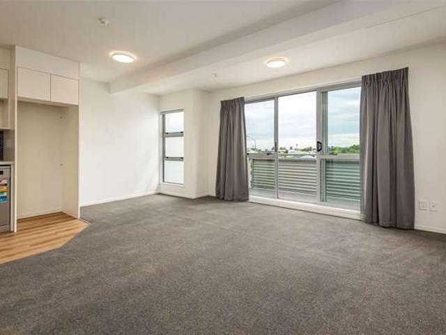 Apartment for rent in Heathcote, Canterbury