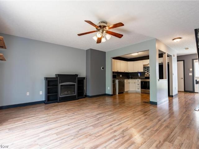 Condo for sale in Steeplechase, Northfield