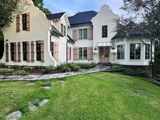 House for sale in Fairhope, Alabama
