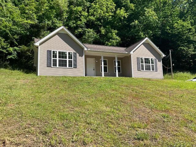 House for sale in Manchester, Kentucky