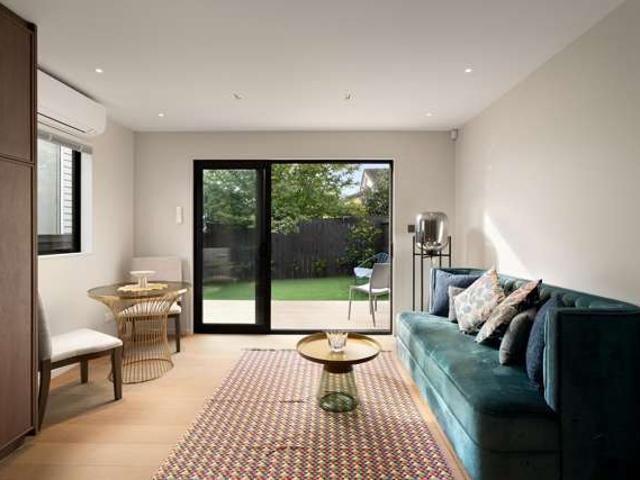 Townhouse for sale in Balmoral