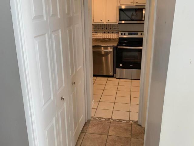 Townhouse for sale in Gulfport, Mississippi
