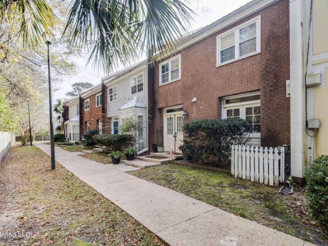 Condo for sale in Gulfport, Mississippi