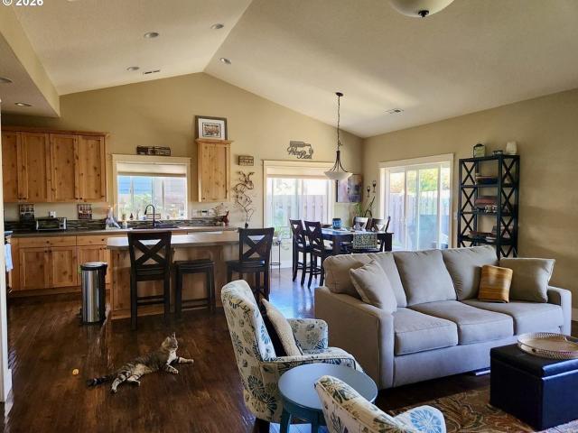 House for sale in Oregonia