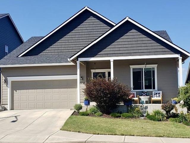 House for sale in Oregonia