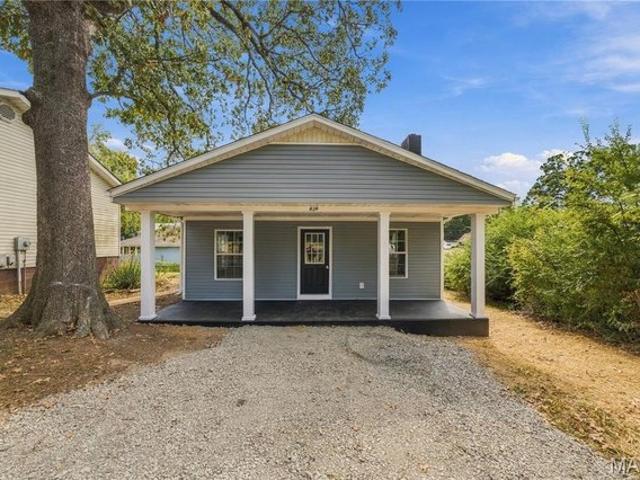 House for sale in Poplar Bluff, Butler County
