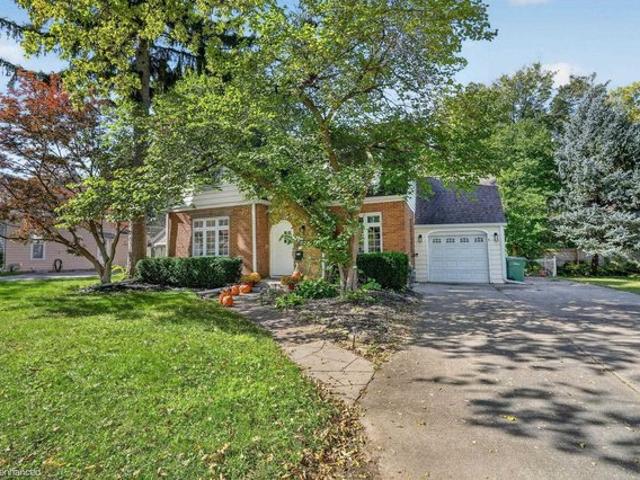 House for sale in Waterloo, Black Hawk County