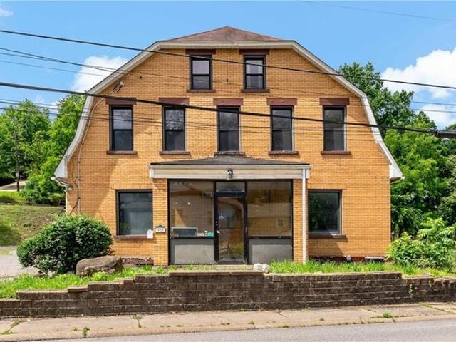 House for sale in Bridgeville, Pennsylvania