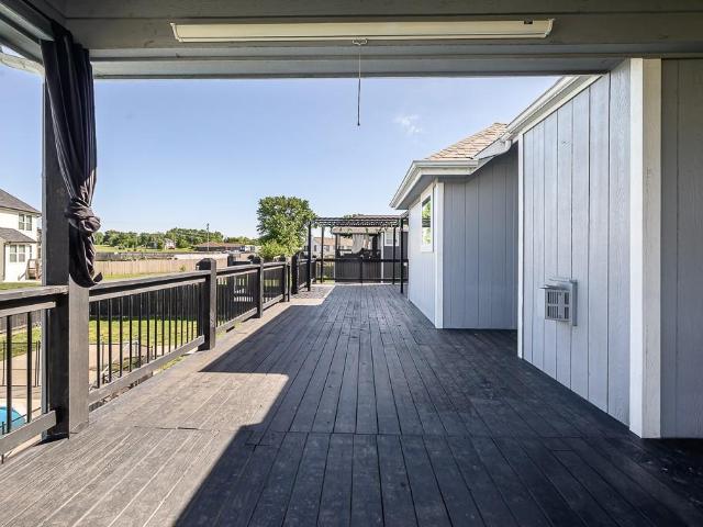 House for sale in Jackson Heights, Tonganoxie