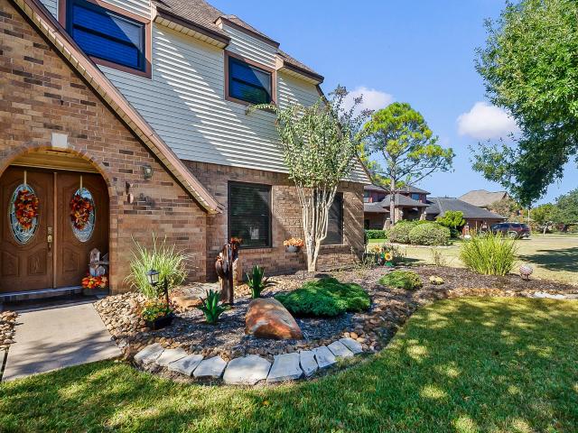 House for sale in Lake Jackson, Brazoria County