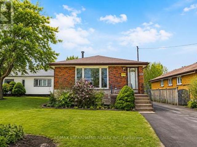 House for rent in Ancaster, Ontario
