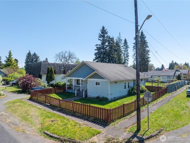 House for sale in Centralia, Washington