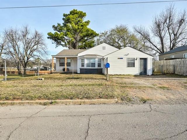House for sale in Chickasha, Oklahoma
