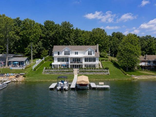House for sale in Dowagiac, Michigan