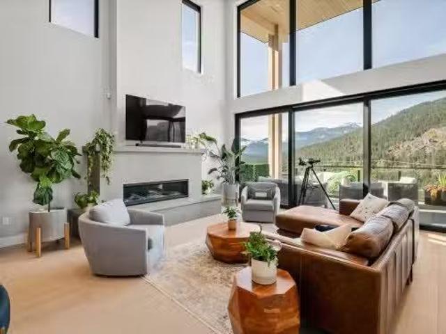 House for sale in Mount Currie, British Columbia