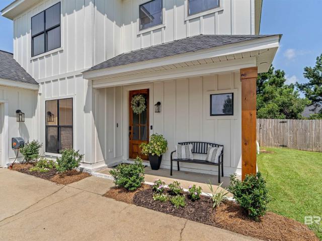 House for sale in Daphne, Alabama