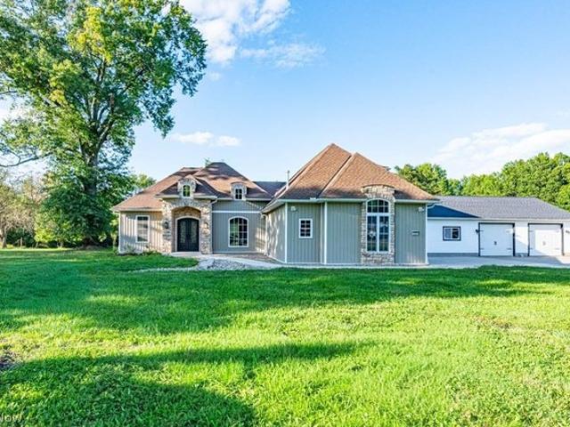 House for sale in Diamond, Portage County