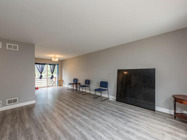 House for sale in Great Lakes, Illinois