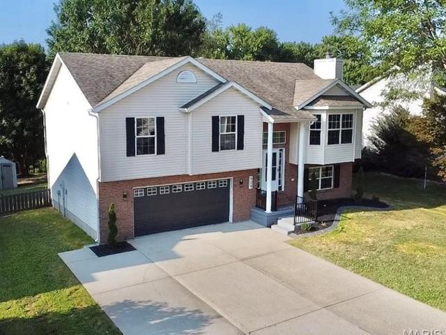 House for sale in Troy, Illinois