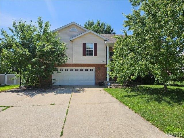 House for sale in Troy, Illinois