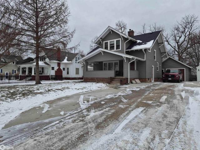 House for sale in Grinnell, Iowa