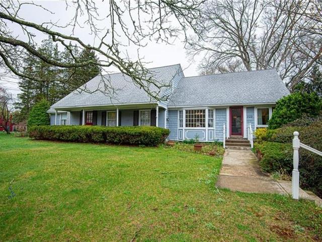 House for sale in Smithfield, Rhode Island