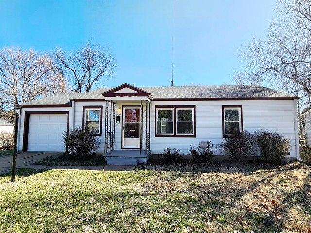 House for sale in Salina, Saline County