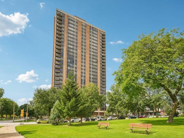 Condo for sale in Milwaukee, Wisconsin