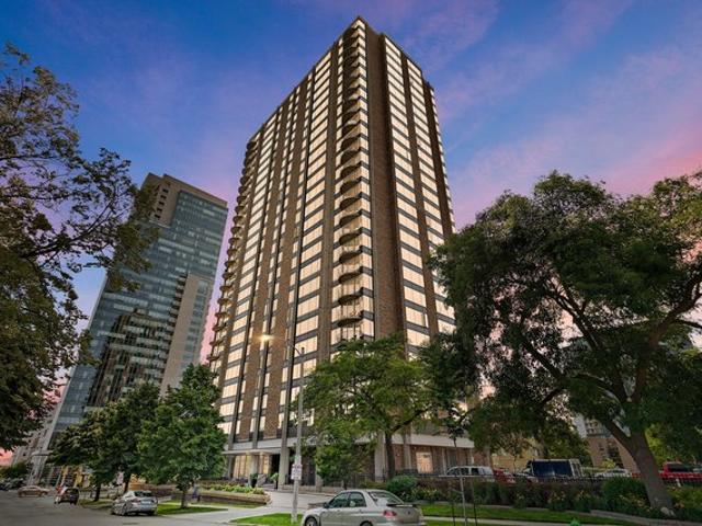 Condo for sale in Milwaukee, Wisconsin