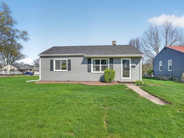 House for sale in Waterloo, Iowa