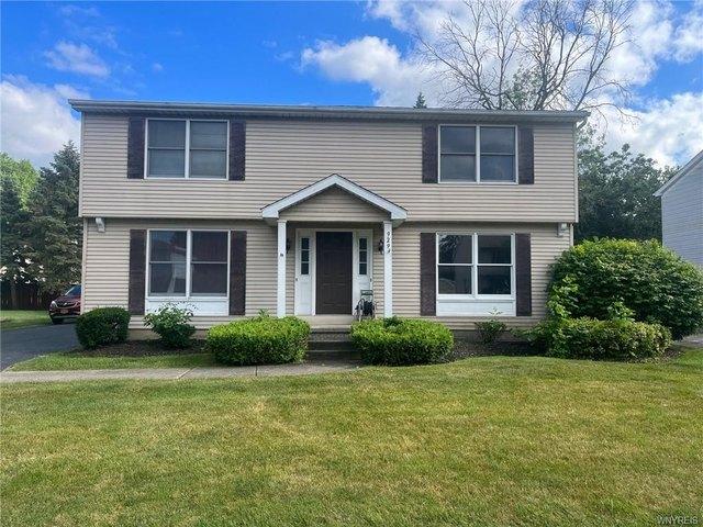 House for sale in Niagara, New York
