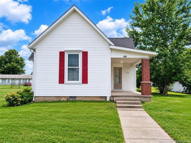 House for sale in Scottsburg, Indiana