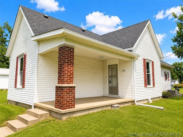 House for sale in Scottsburg, Indiana