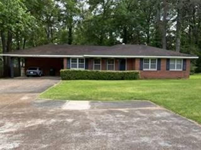 House for sale in Grenada, Mississippi