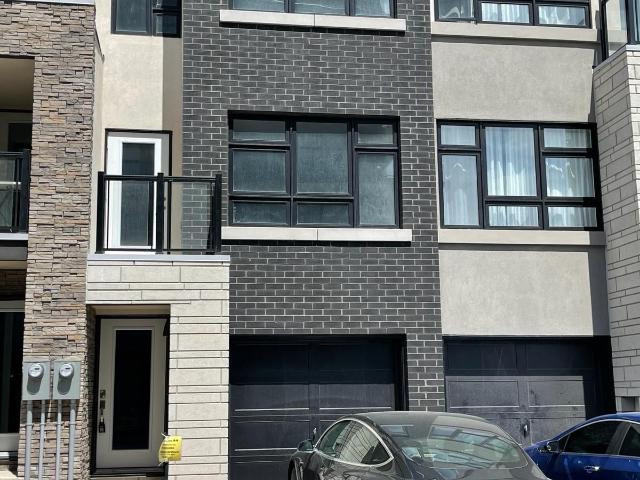Condo for sale in Burlington, Ontario